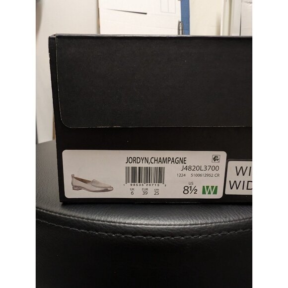 Naturalizer Jordyn Women's Loafer - 8.5 - Picture 6 of 6